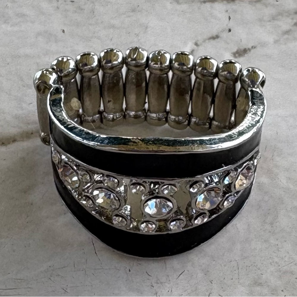 Paparazzi Stretch Ring Bundle 2x Statement Rings … - image 7